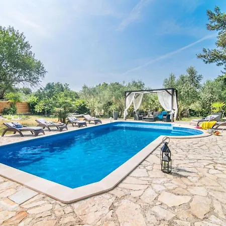 Ivana Villa Pinezici (Istria)